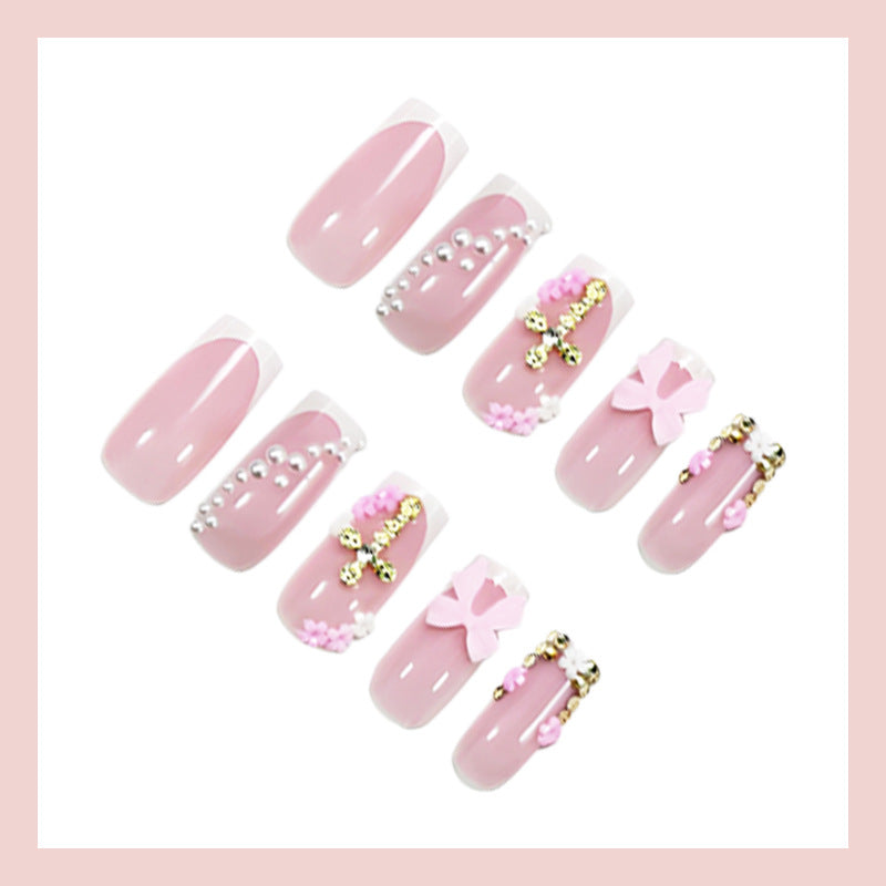 Artificial nail set with luxurious accents and elegant designs Kalsten