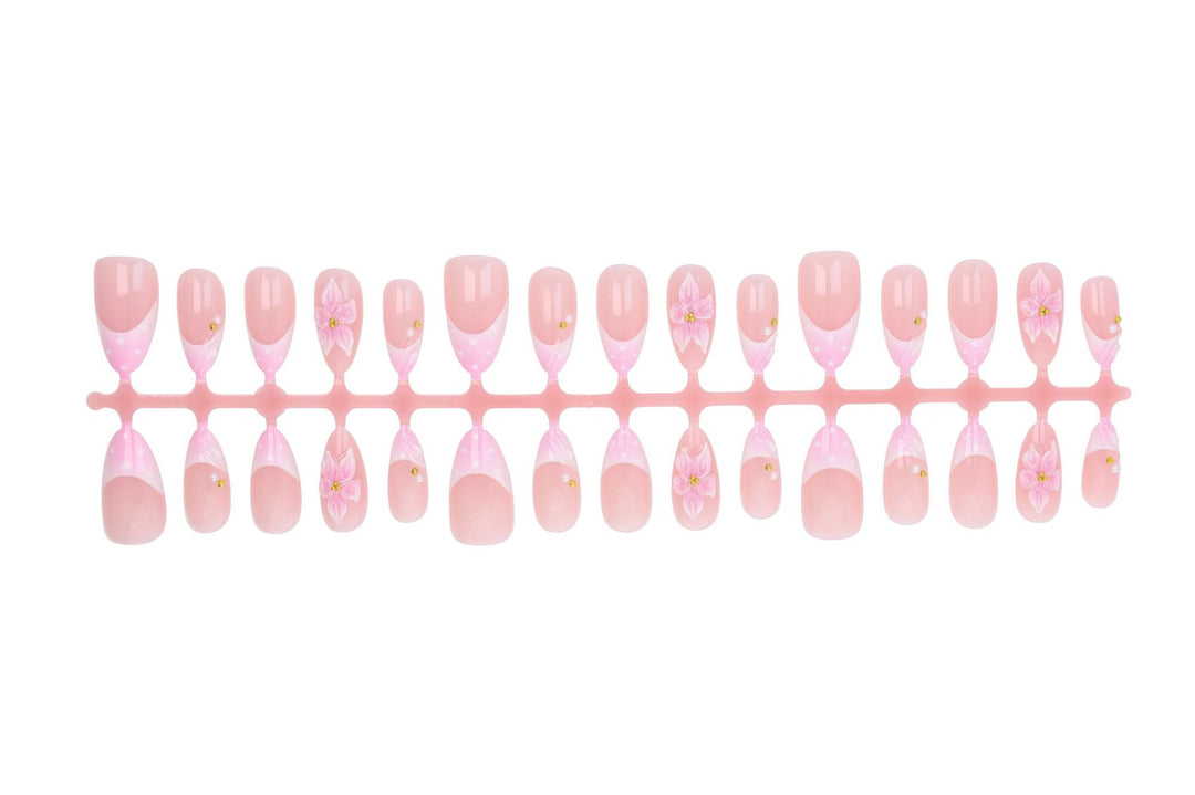 Artificial nail set with floral accent design Kalsten