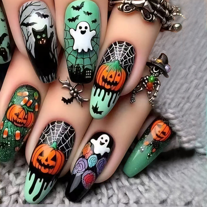 Halloween-Themed Press-On Nail Art Kalsten