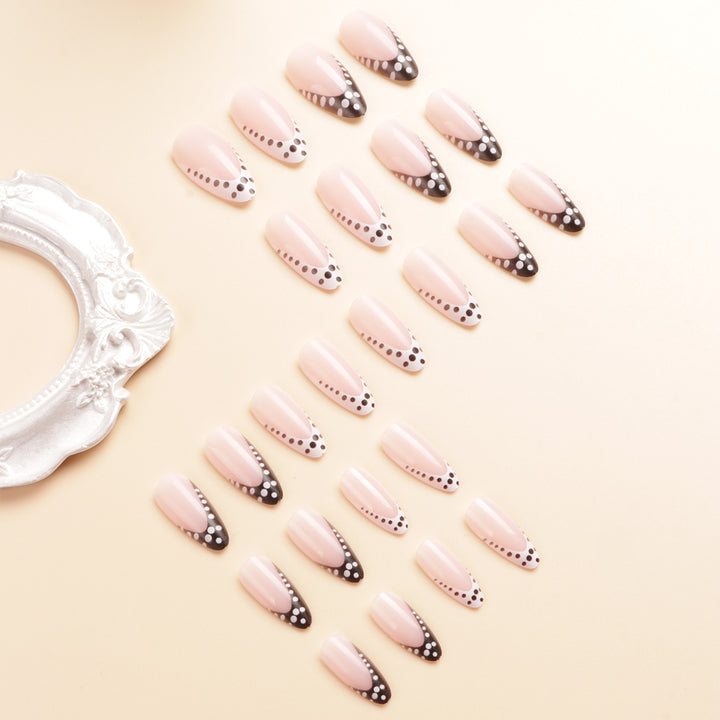 Elegant Artistic Nail Extensions Kalsten