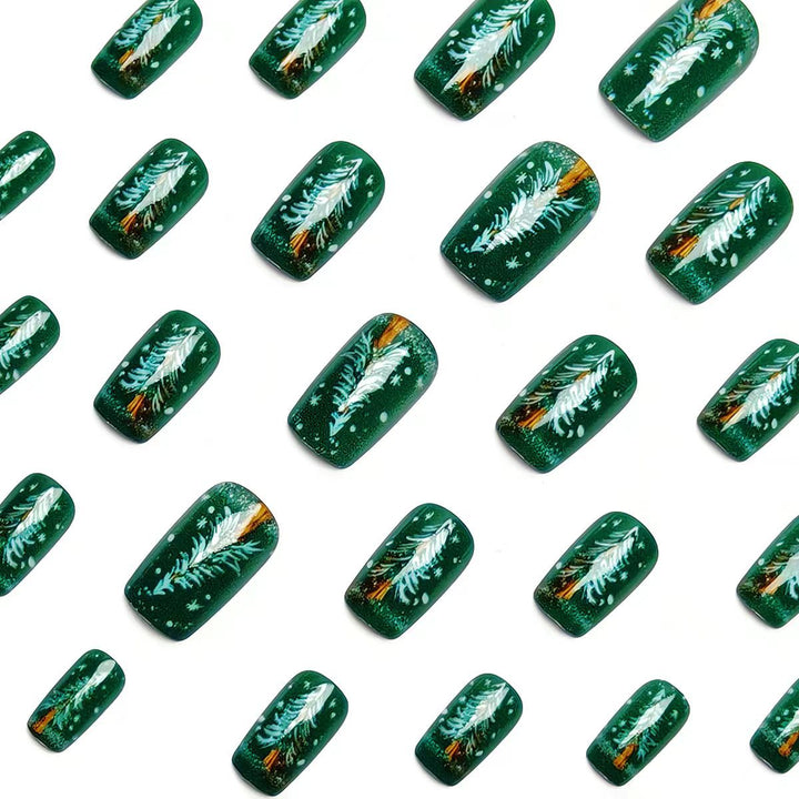 Artificial Nails in Festive Christmas Tree Design Kalsten