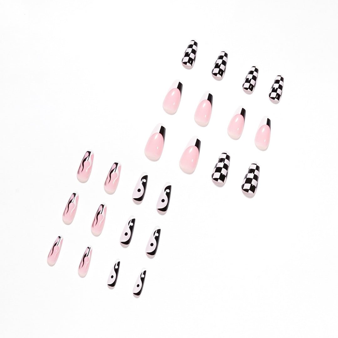 Artificial nail art with modern graphic design Kalsten