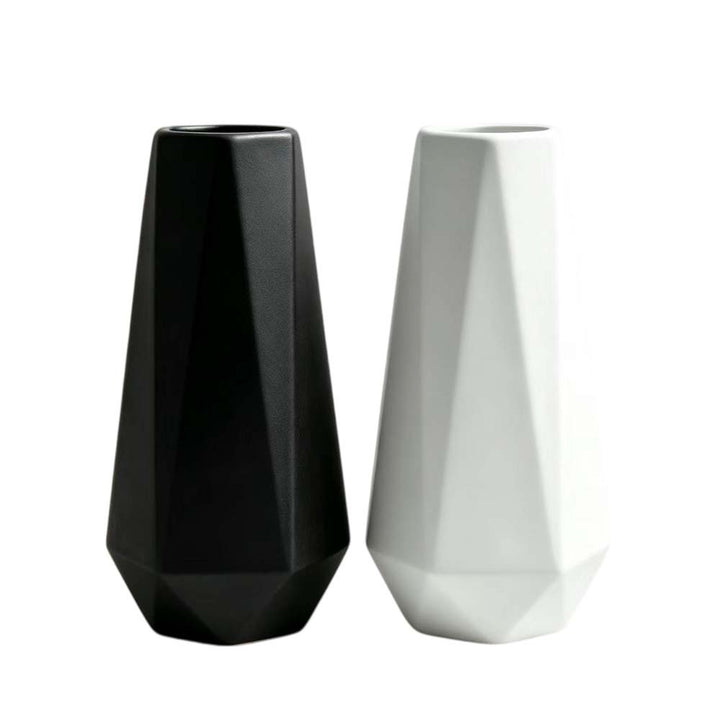 Modern Faceted Decorative Vase Kalsten