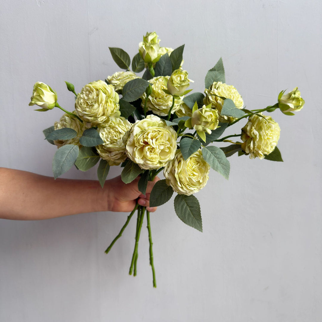 Modern Floral Decor