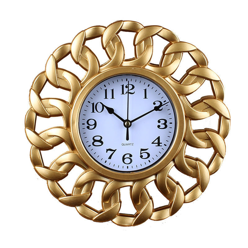 Elegant Wall Clock with Artistic Design Kalsten