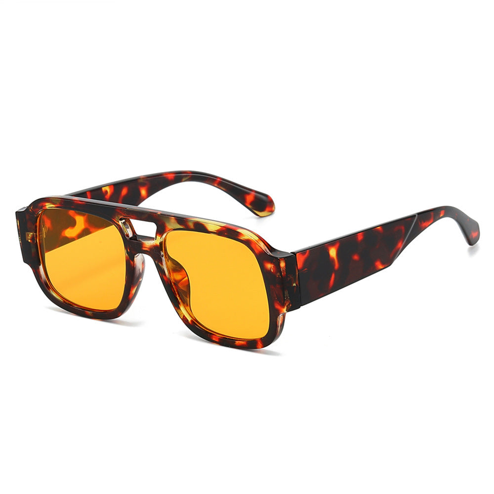 Fashionable Retro-Inspired Square Sunglasses Kalsten