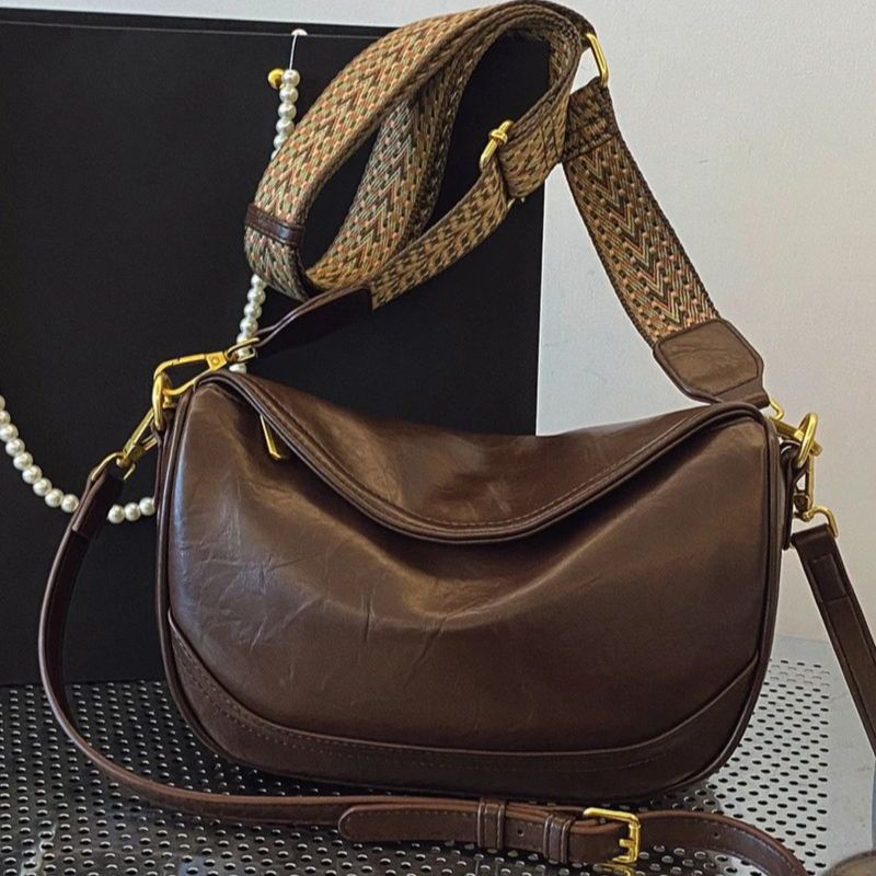 Luxurious Leather Crossbody Bag Kalsten
