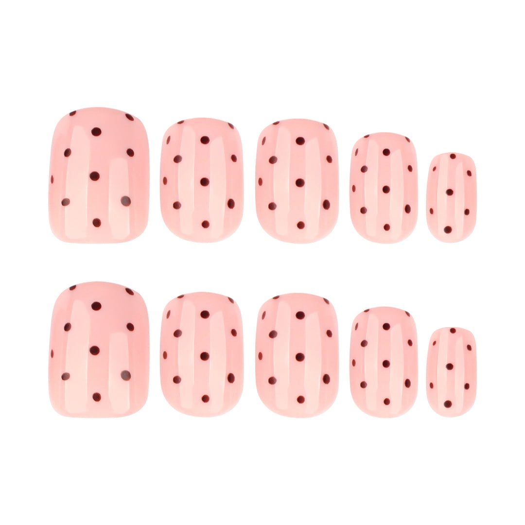Artful Nail Extensions with Creative Points Kalsten
