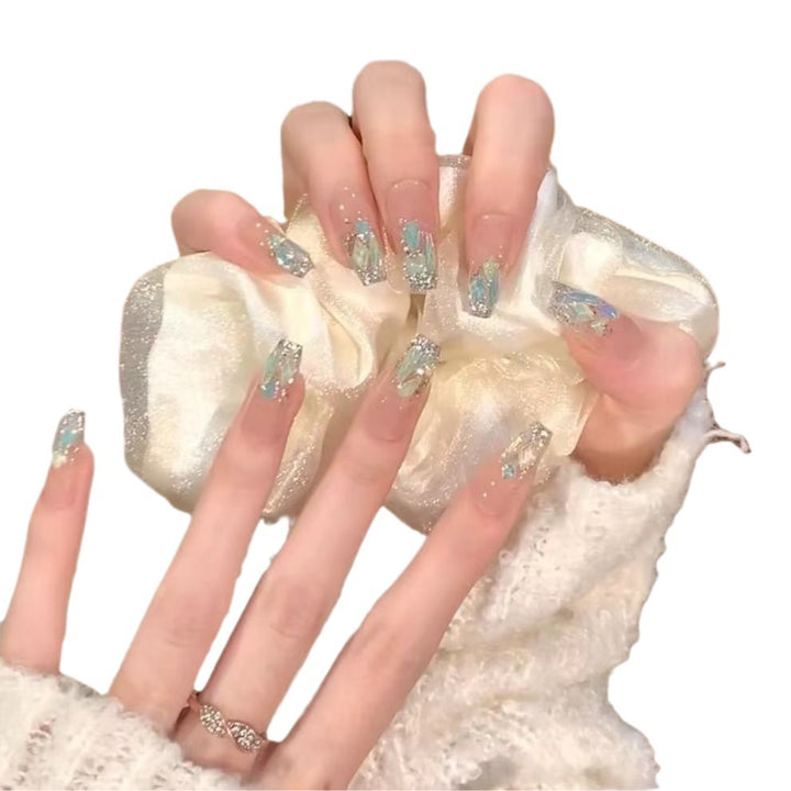 Glamorous Crystal-Accented Press-On Nail Set Kalsten