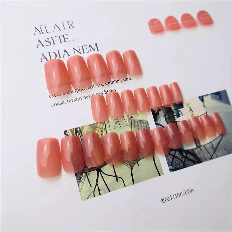 Stylish Press-On Nail Set with Elegant Accents Kalsten