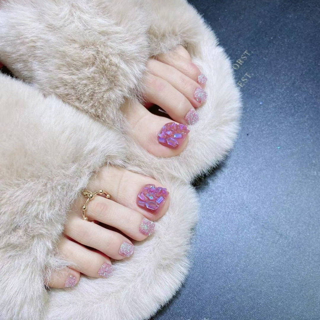 Artful house shoe nail art Kalsten