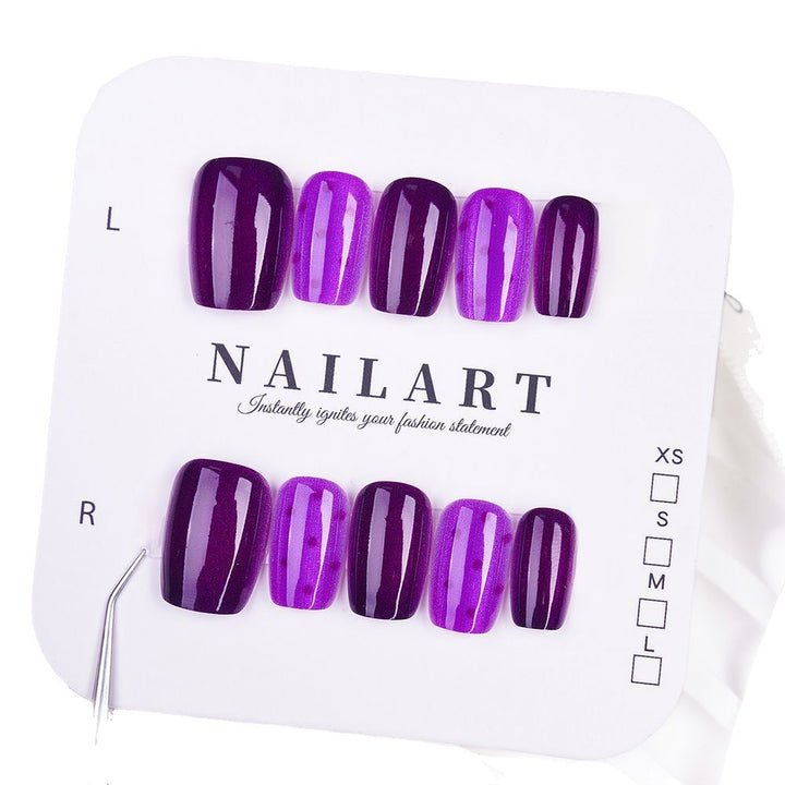 Artificial nails with luxurious ombre effect and sparkling accents Kalsten