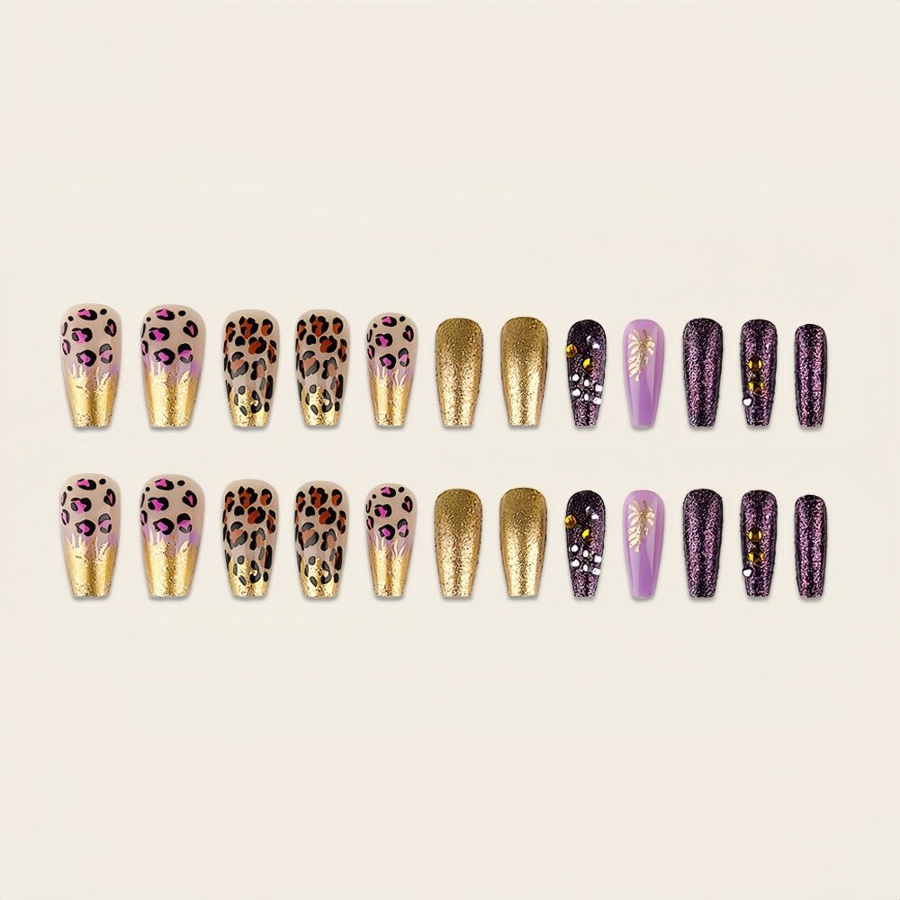 Glamorous nail enhancements Kalsten