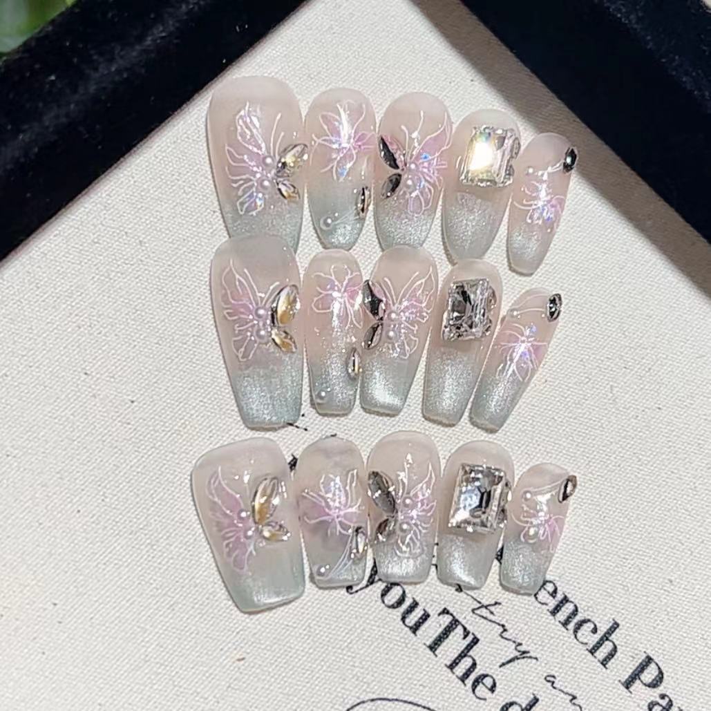 Elegant Butterfly-Embellished Press-On Nail Set Kalsten
