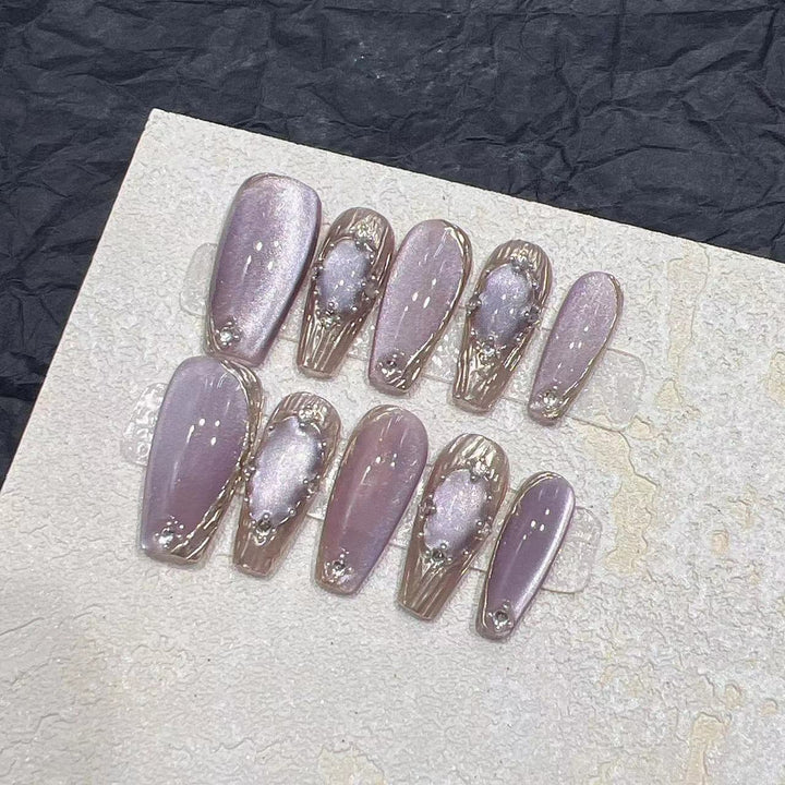 Artistic Press-On Nail Designs Kalsten