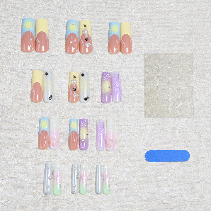Artificial nail set with elegant floral and sparkling accents Kalsten