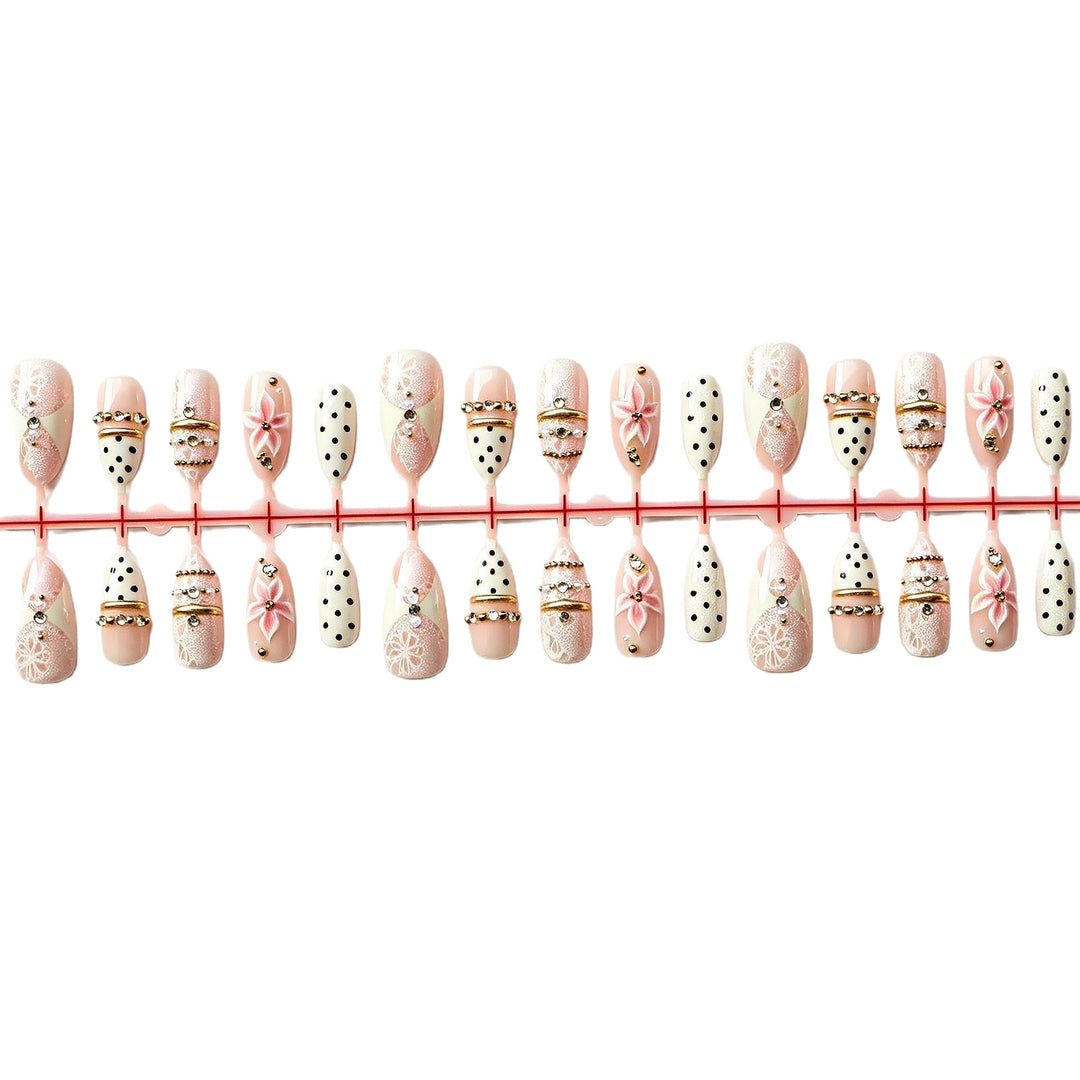 Elegant Lace Press-On Nail Set Kalsten