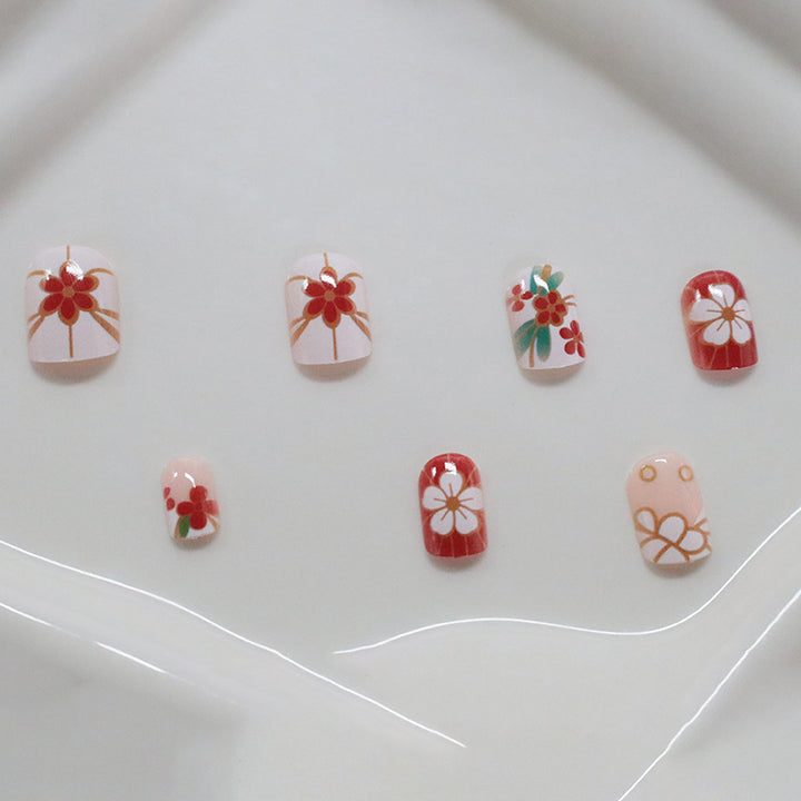 Floral Patterned Nail Art Kalsten