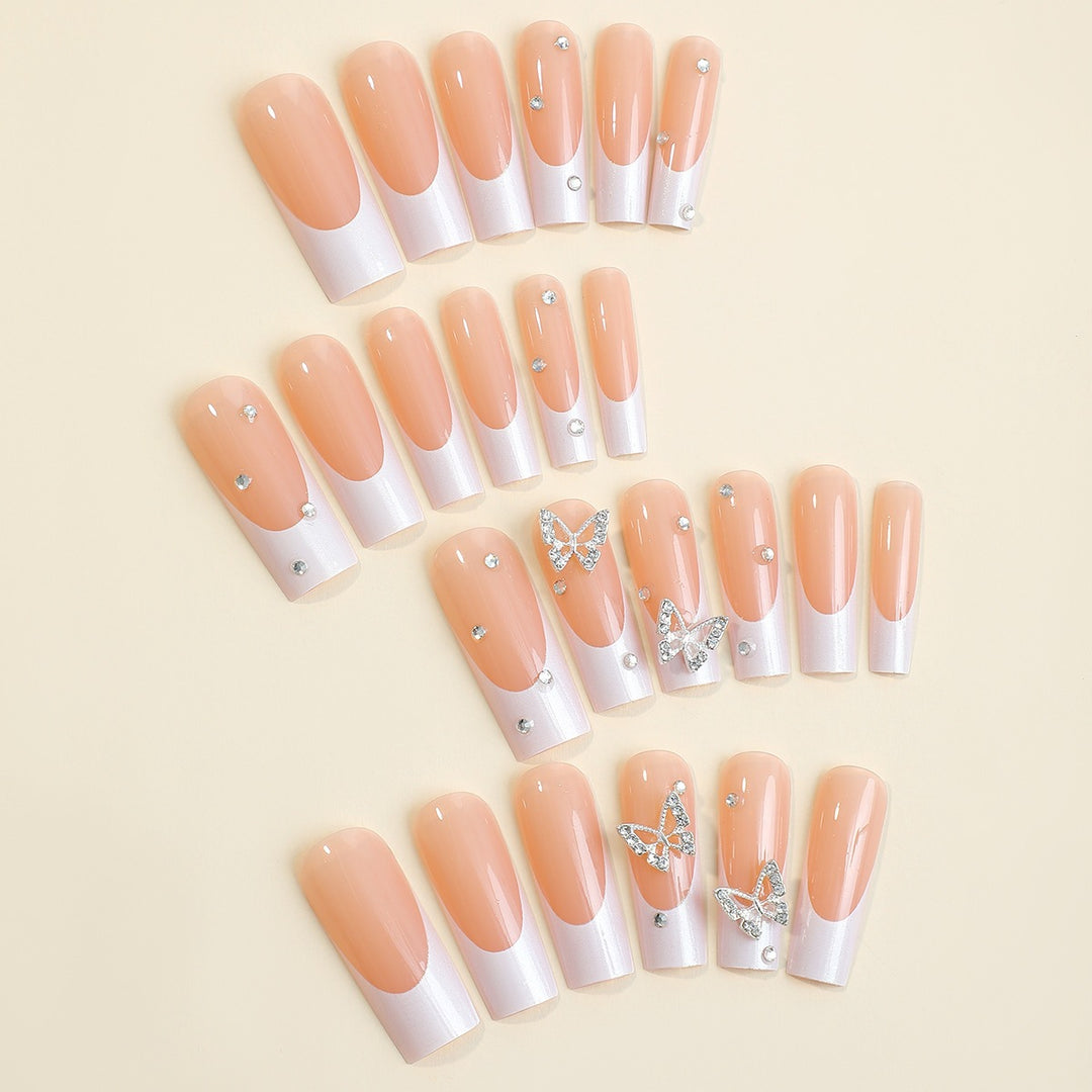 Artificial nail set with luxurious glitter and delicate floral designs Kalsten