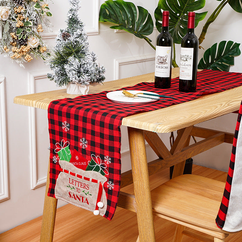 Festive Table Runner Kalsten