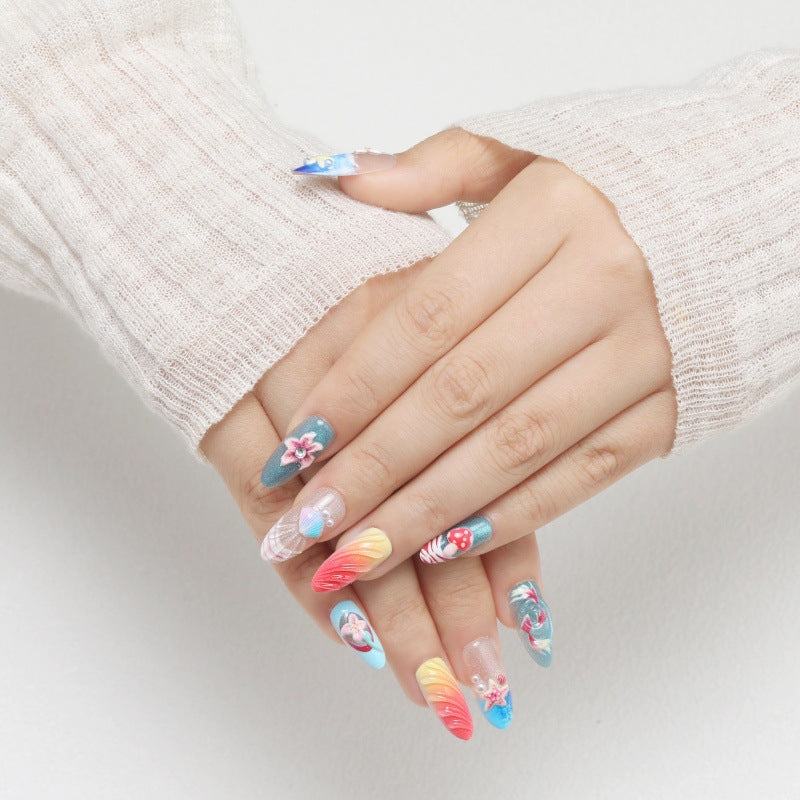 Artful nail designs with maritime motifs Kalsten