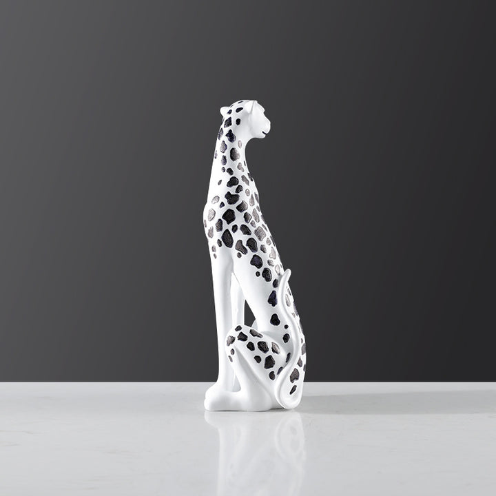 Elegant Decorative Cat Sculpture