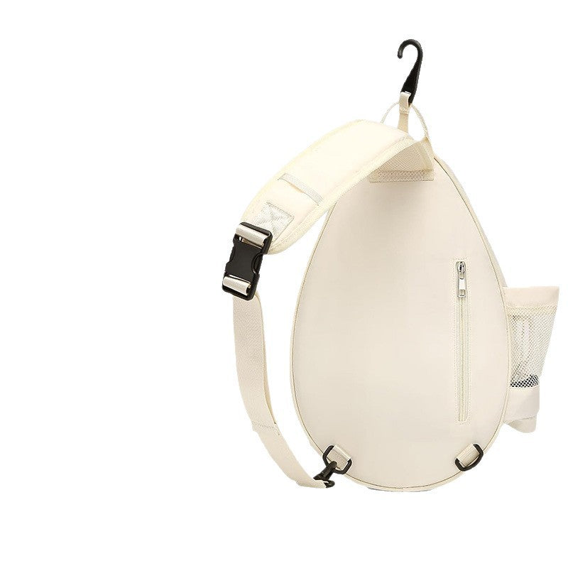 Sporty racket bag with integrated bottle and compartments Kalsten