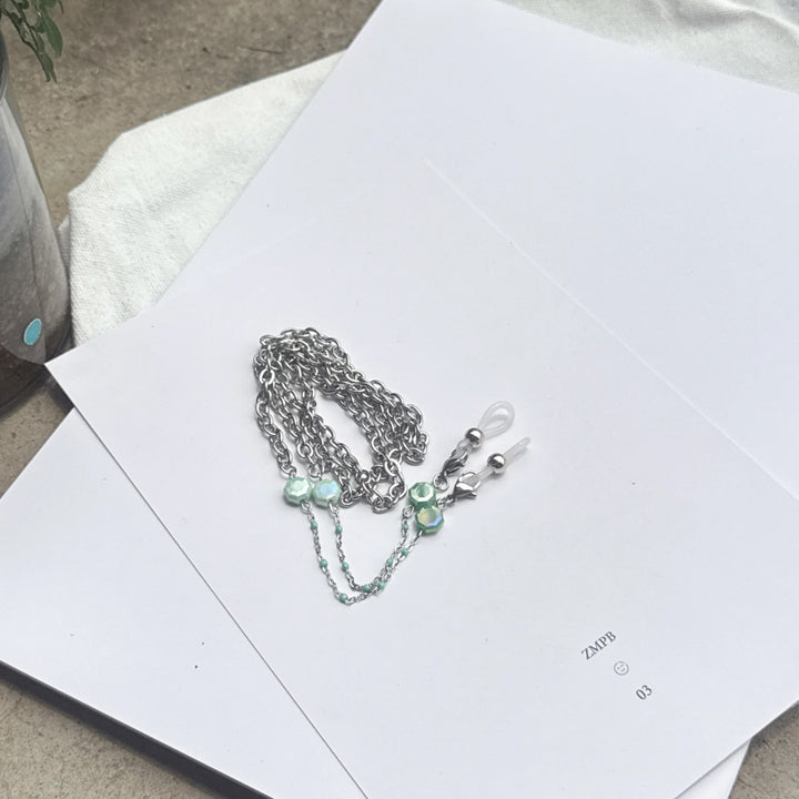 Decorative Chain Necklace with Beaded Accents Kalsten