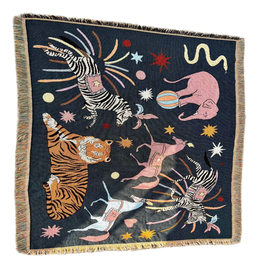 Artistic Animal-Themed Tapestry Throw Blanket