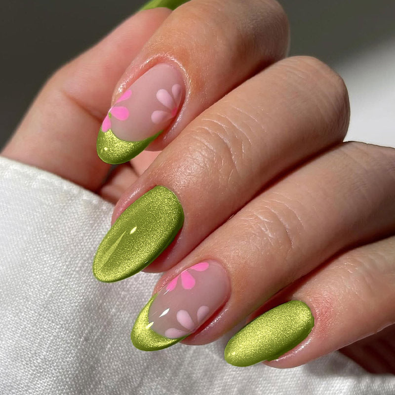 Artistic Floral Press-On Nail Design
