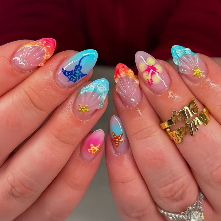 Artistic nails with maritime design Kalsten