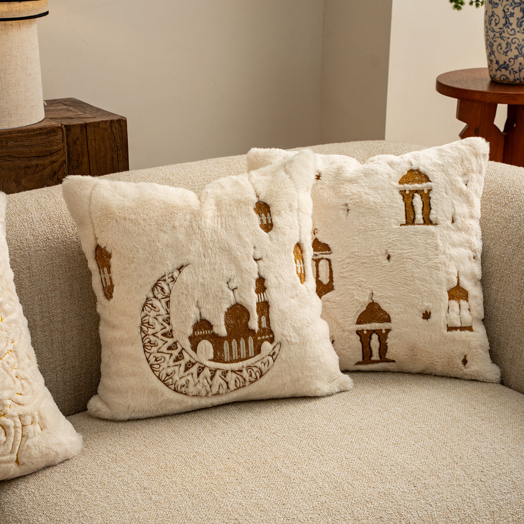 Luxurious decorative pillow cover made of faux fur with relief mandala motif Kalsten
