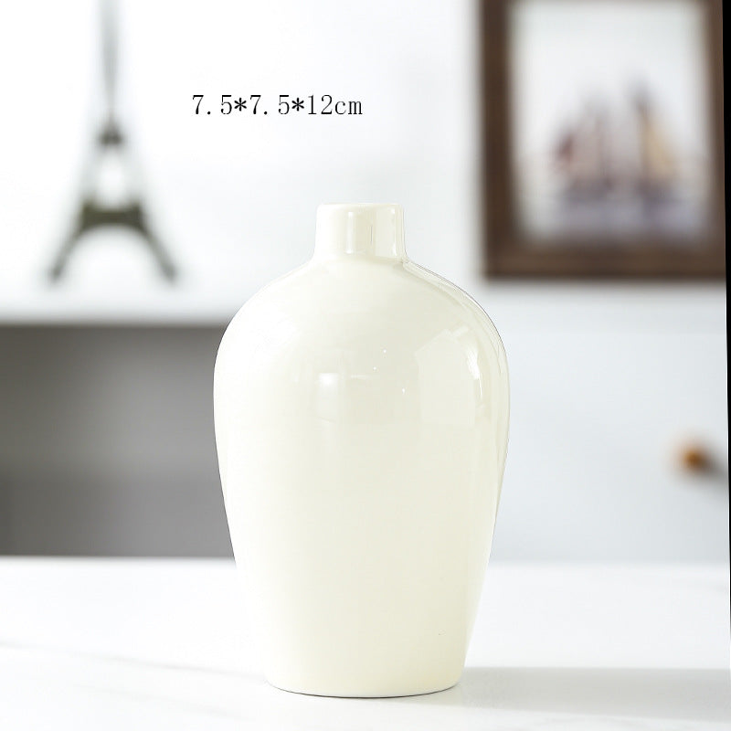 Elegant Ceramic Decorative Vase Kalsten