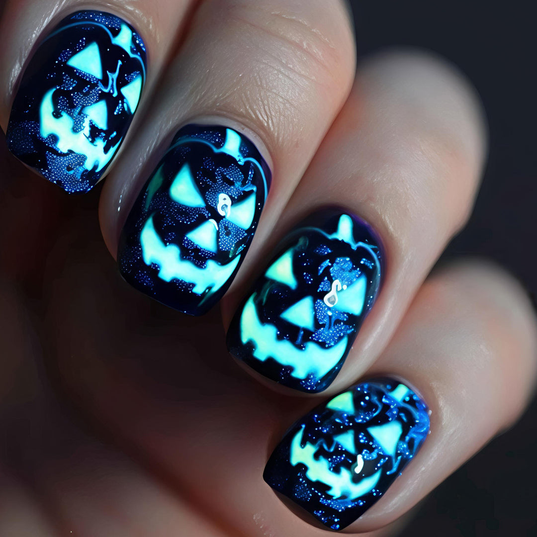 Creative Halloween Nail Art Kalsten