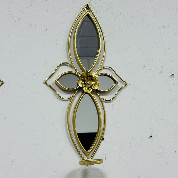 Elegant Botanical Wall Mirror with Decorative Floral Accents Kalsten