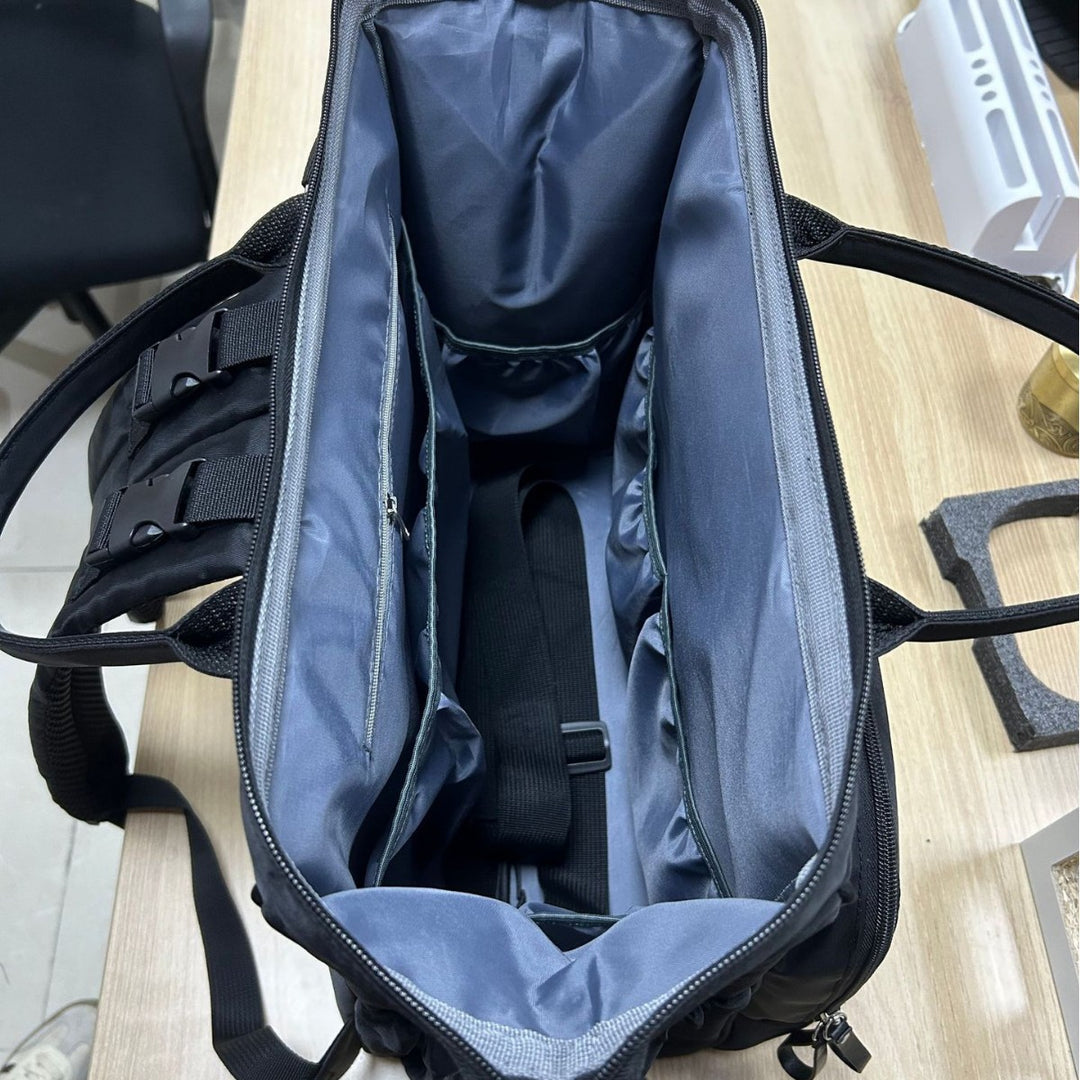 Elegant Weekender Bag with Multiple Compartments Kalsten