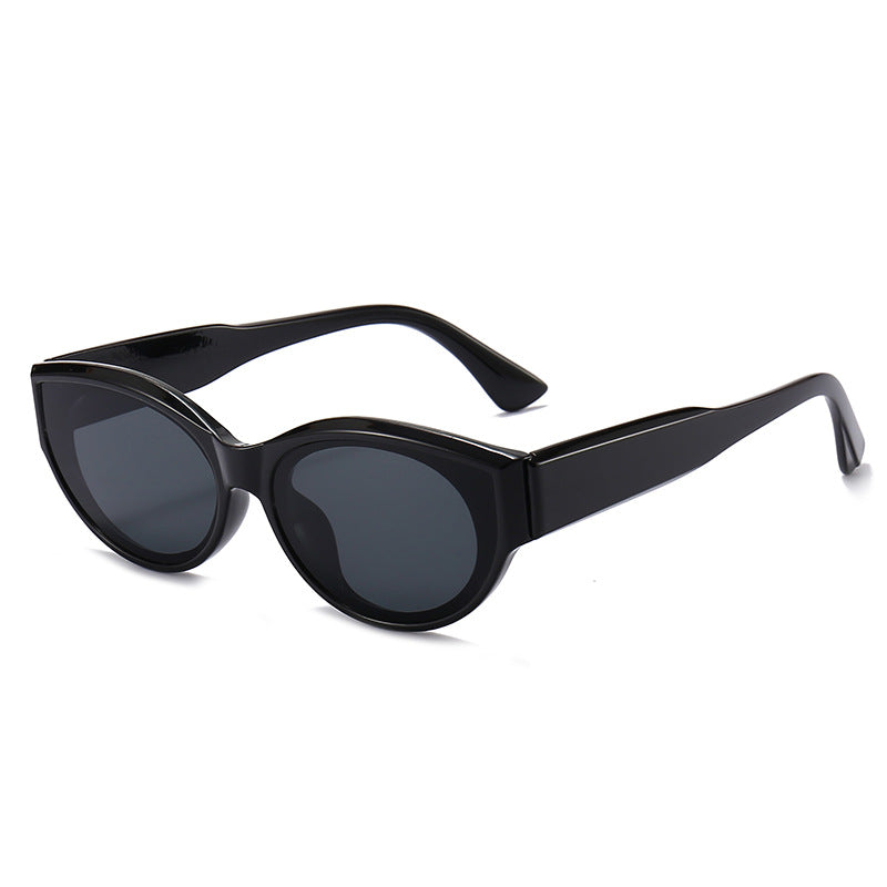 Retro Chic Cat-Eye Sunglasses