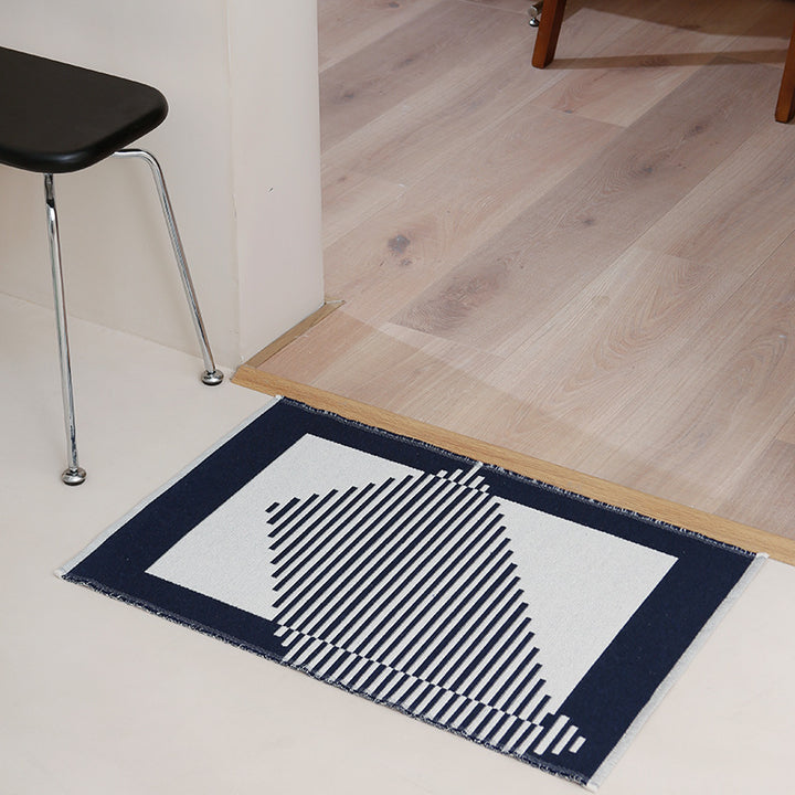 Modern geometric bathroom rug made of flat-woven cotton with non-slip backing Kalsten