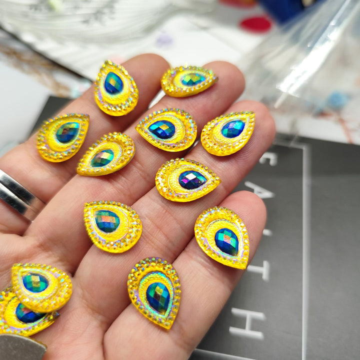 Sparkling Gemstones Kalsten