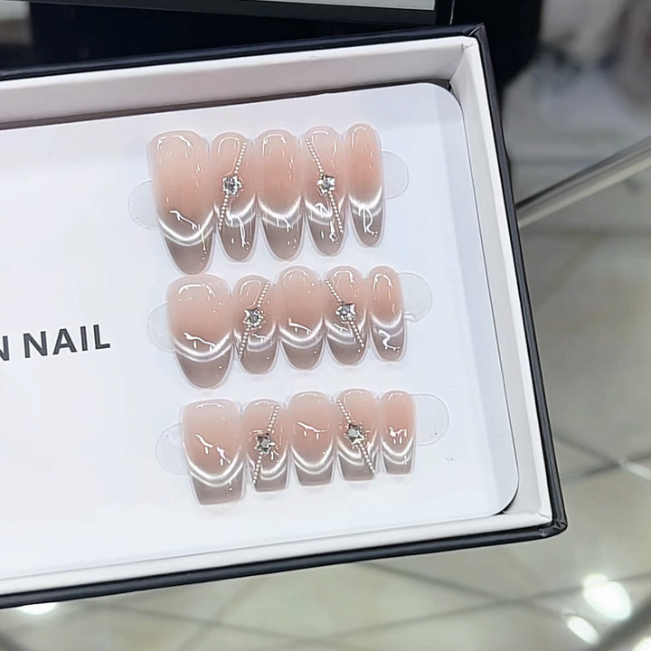 Crystal-Embellished Press-On Nail Set Kalsten