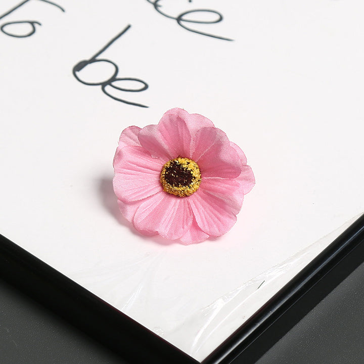 Decorative Floral Brooch for Decorative Wear