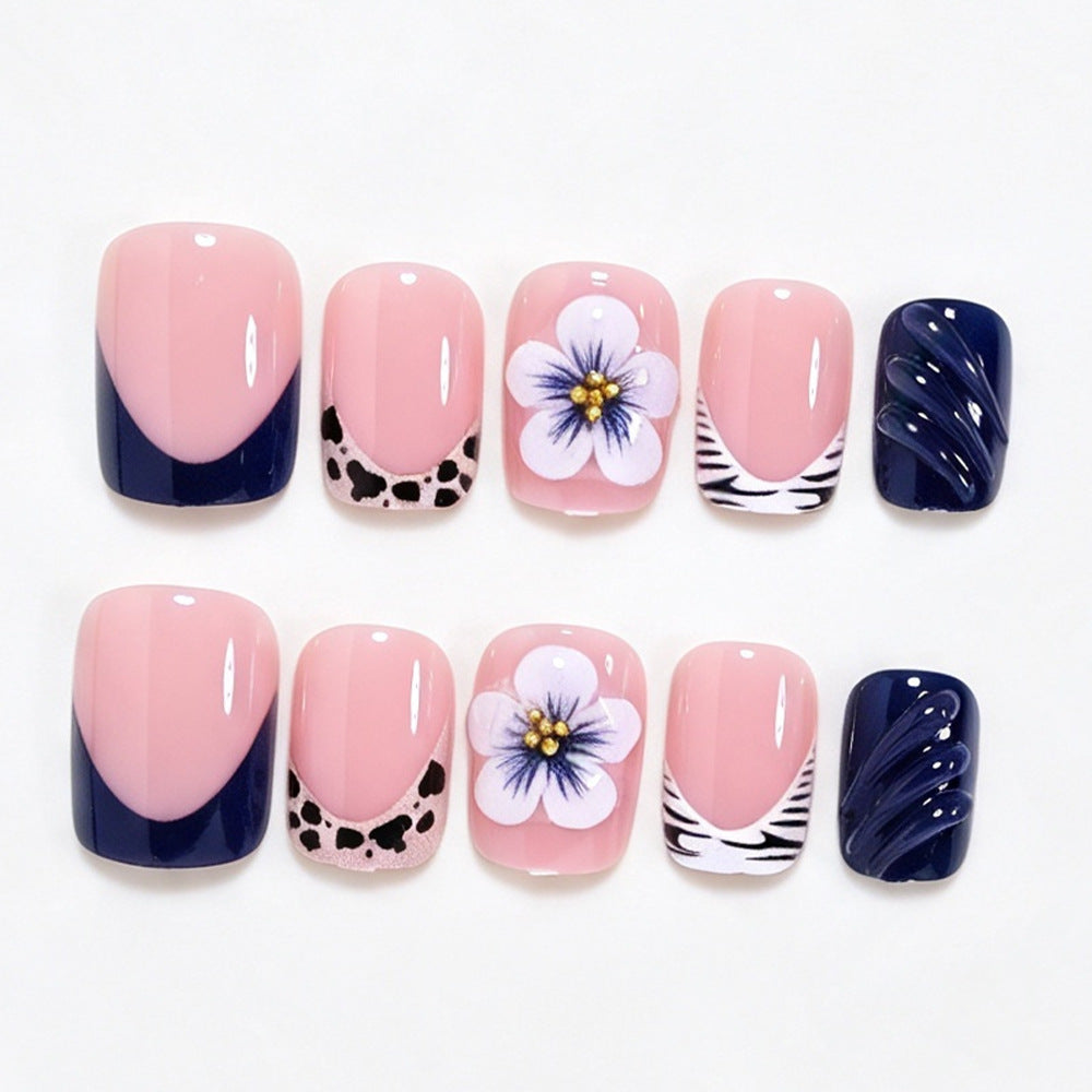 Floral Accented Nail Art Set Kalsten
