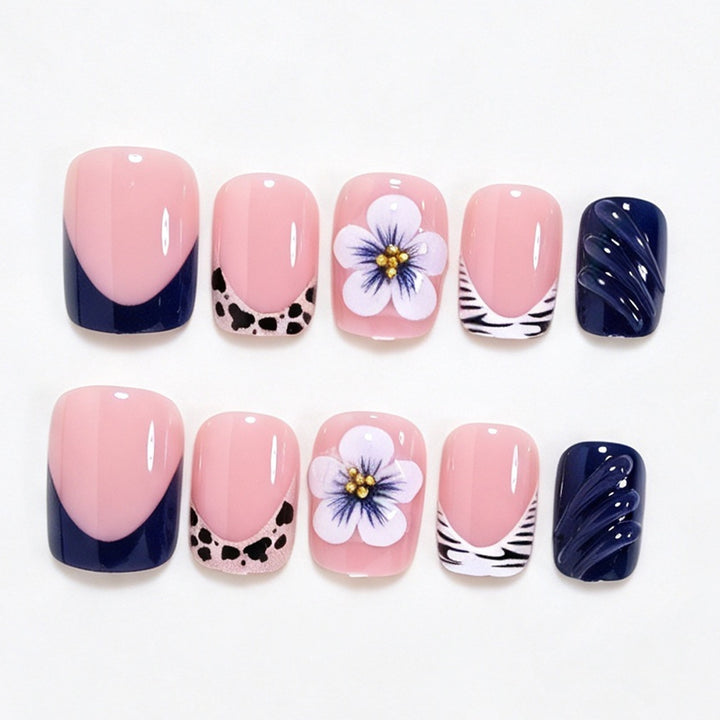 Floral Accented Nail Art Set Kalsten