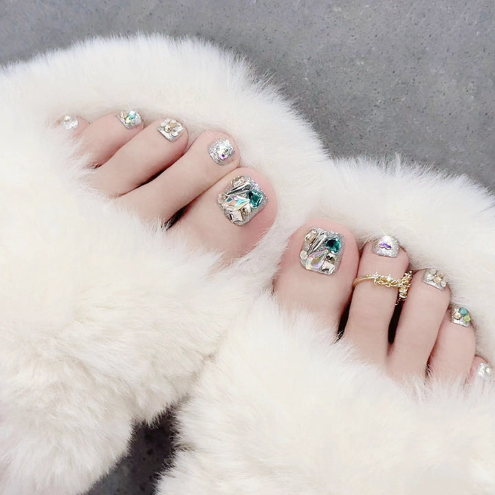 Decorative Crystal-Embellished Press-On Nails Kalsten