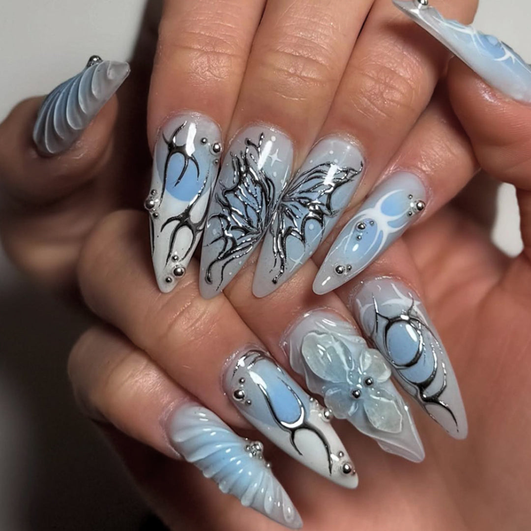 Elegant artificial nails with floral accents Kalsten