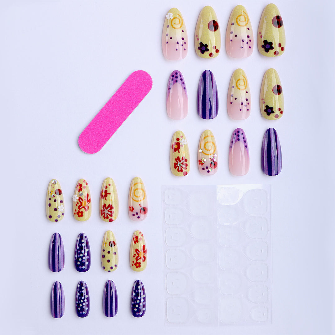 Artificial Fingernails with Floral and Geometric Design Kalsten