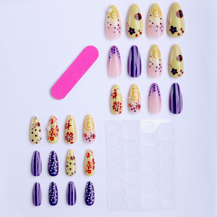 Artificial Fingernails with Floral and Geometric Design Kalsten