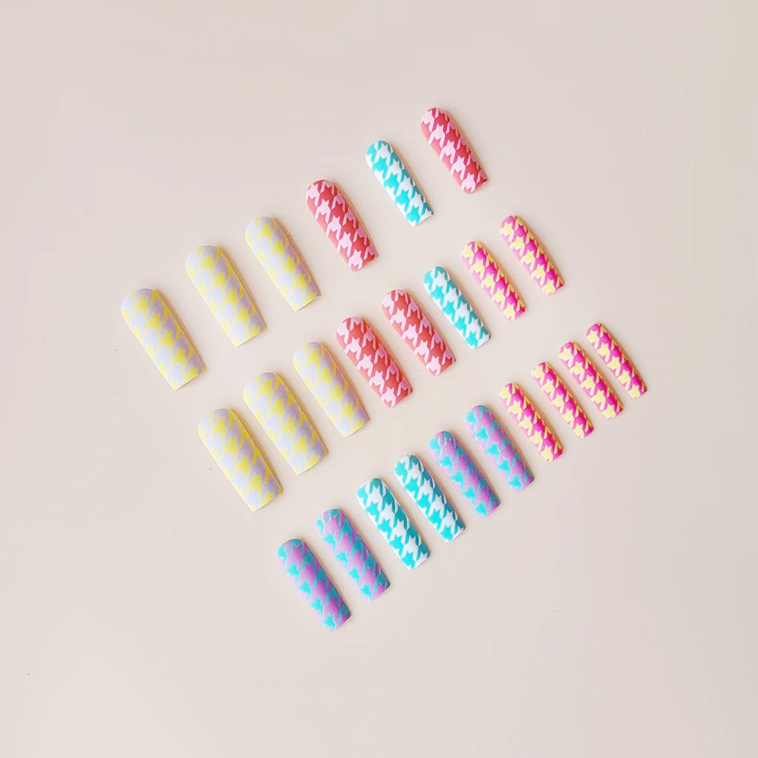 Fashionable houndstooth pattern artificial nail set Kalsten