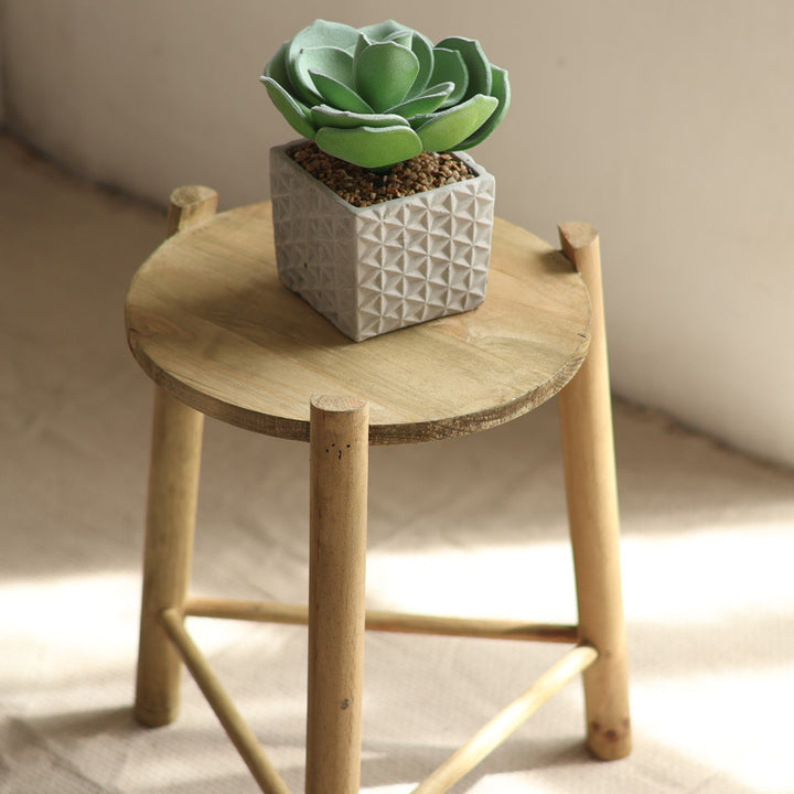 Massive wooden stool Kalsten