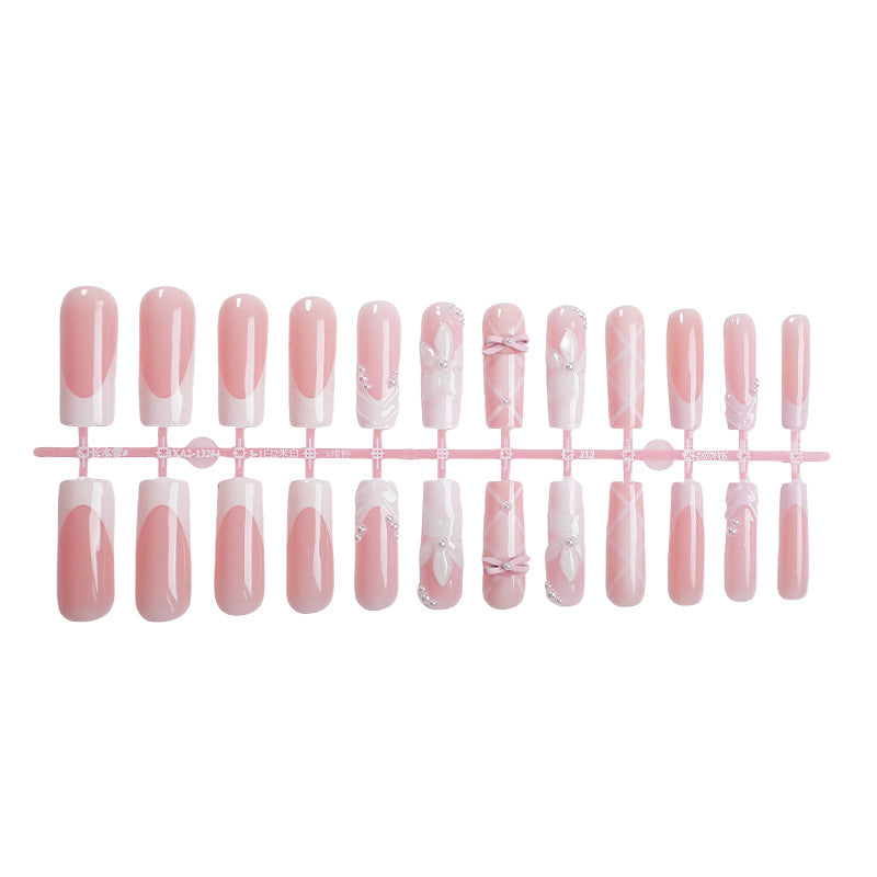 Artificial nail sets with elegant floral accents Kalsten